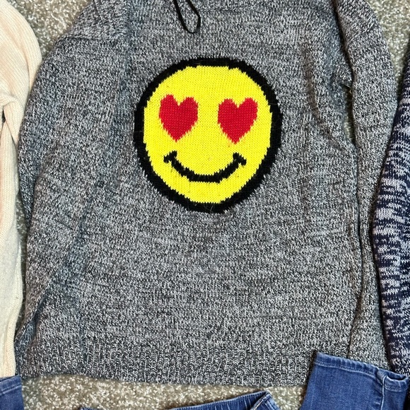 Lot of Girls Clothes - Size 7/8 - Picture 3 of 11